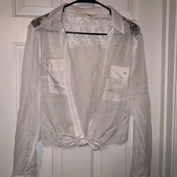 White Crop Top - Picture 3 of 4